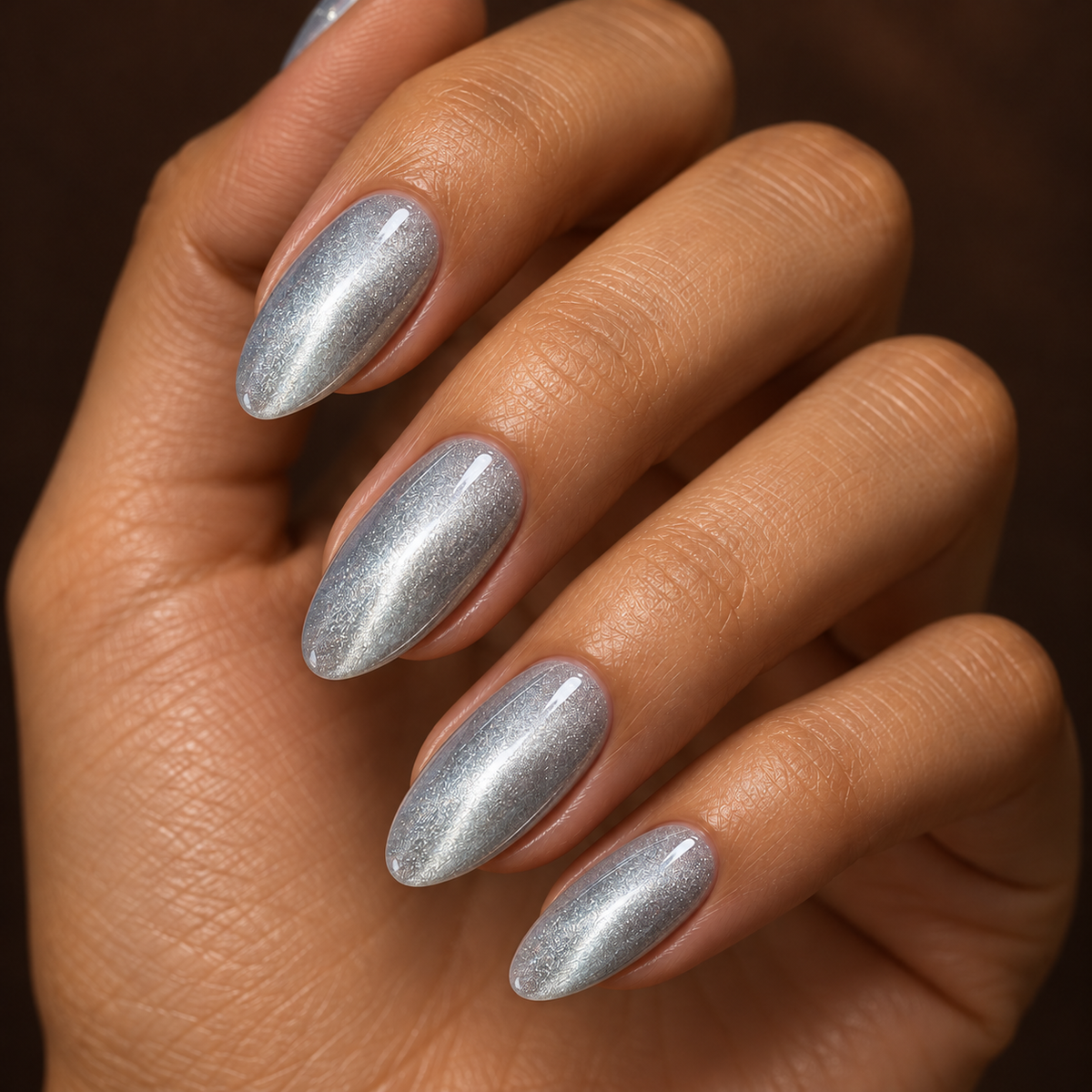 Nagels van dichtbij — Cat Eye Sparkle White -Str 02