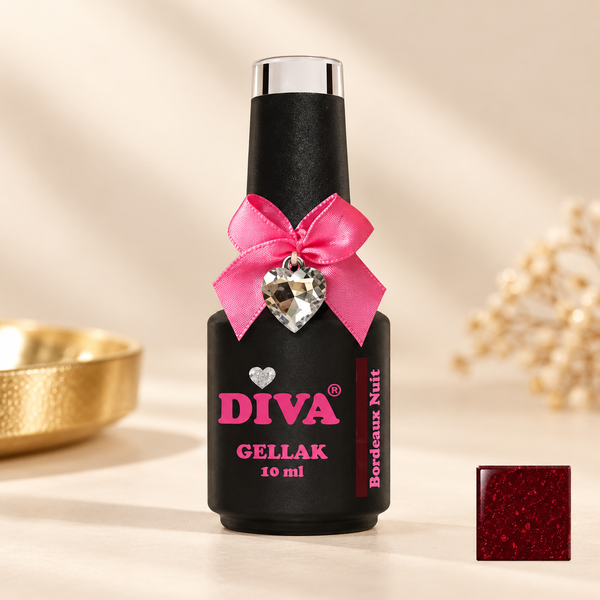 Productfoto met kleurstaal — DIVA Gellak Bordeaux Nuit