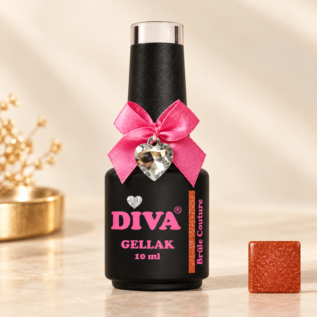 Productfoto met kleurstaal — DIVA Gellak Brûle Couture 10 ml