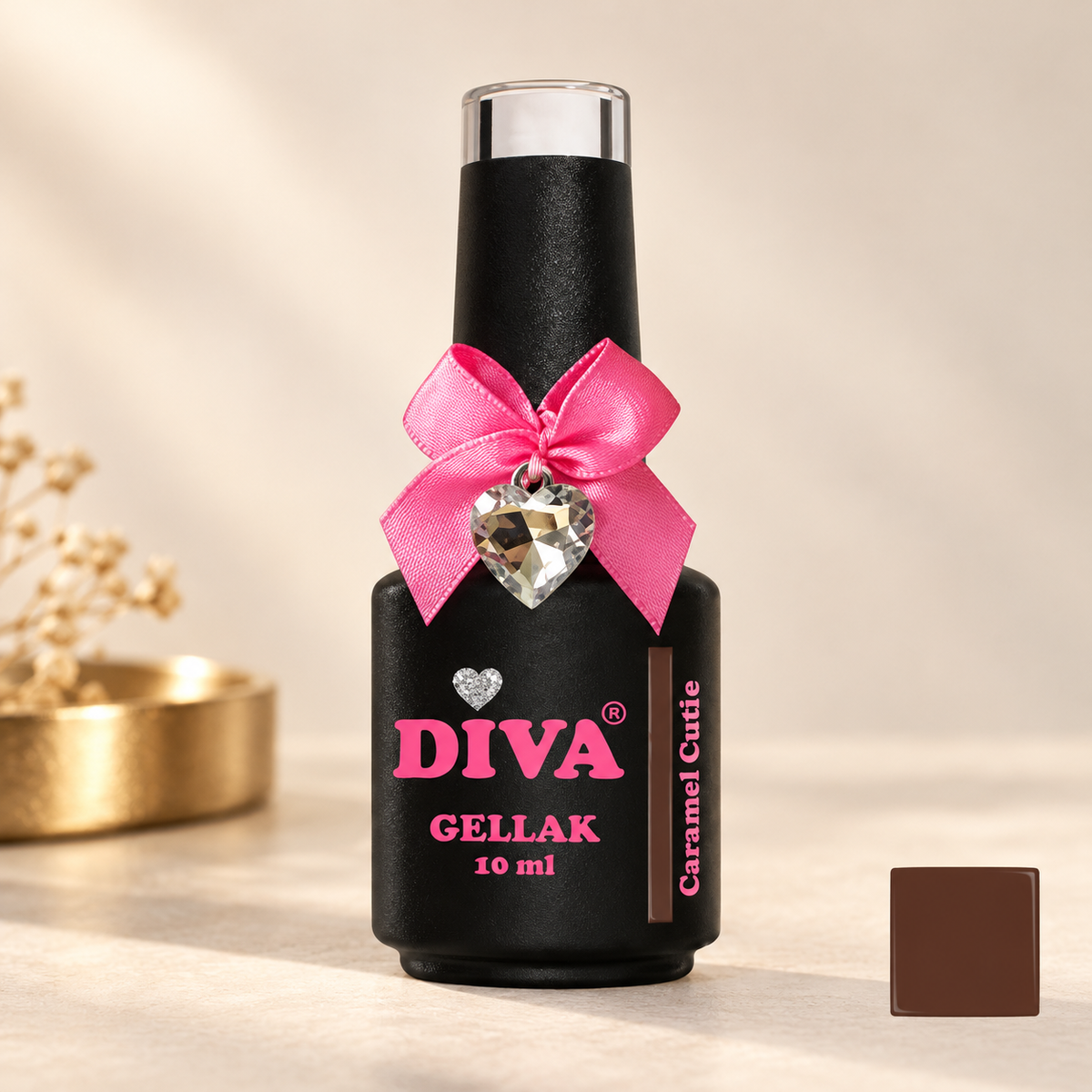 Productfoto met kleurstaal — DIVA Gellak Caramel Cutie 10 ml