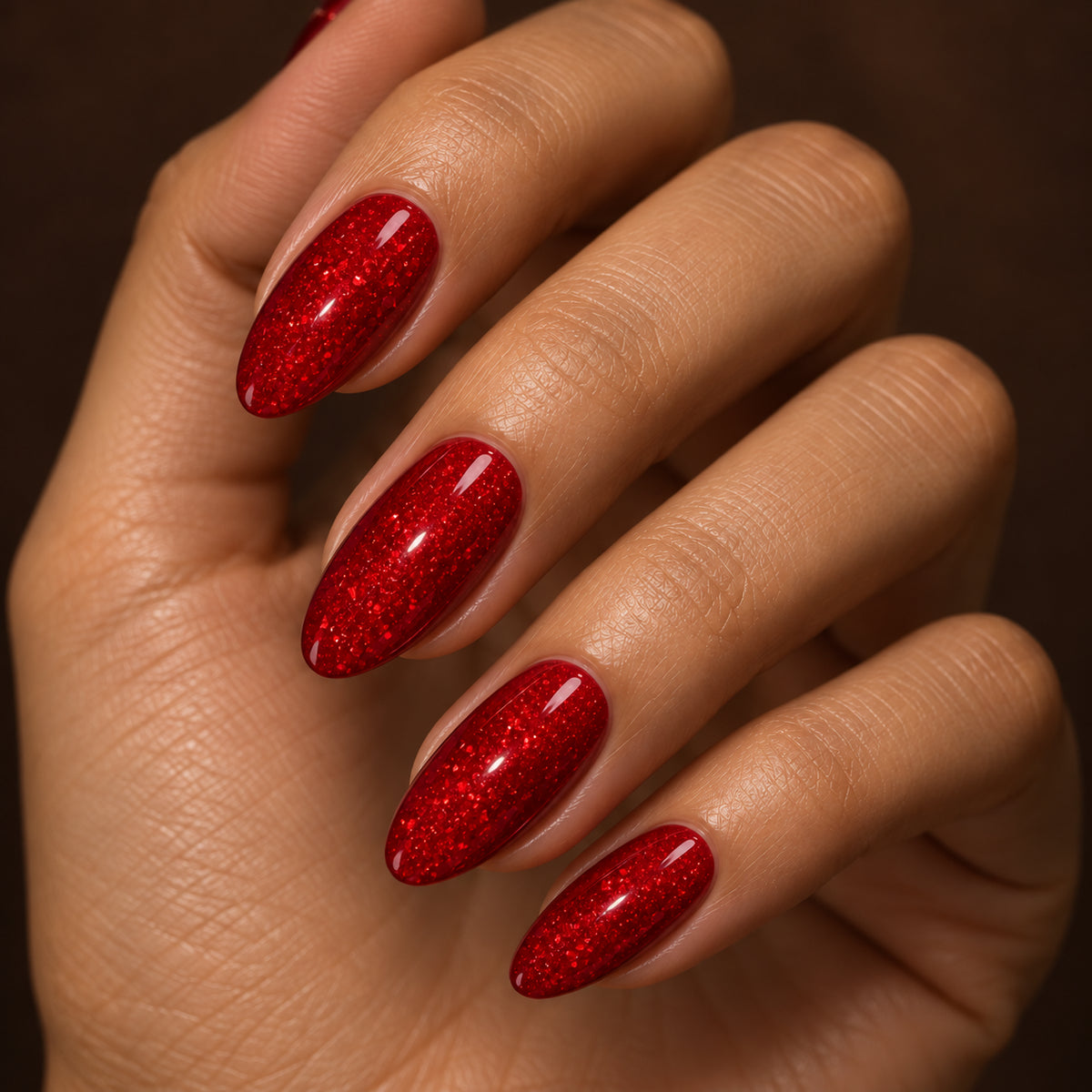 Nagels van dichtbij — DIVA Gellak Hot Party Chick 10 ml