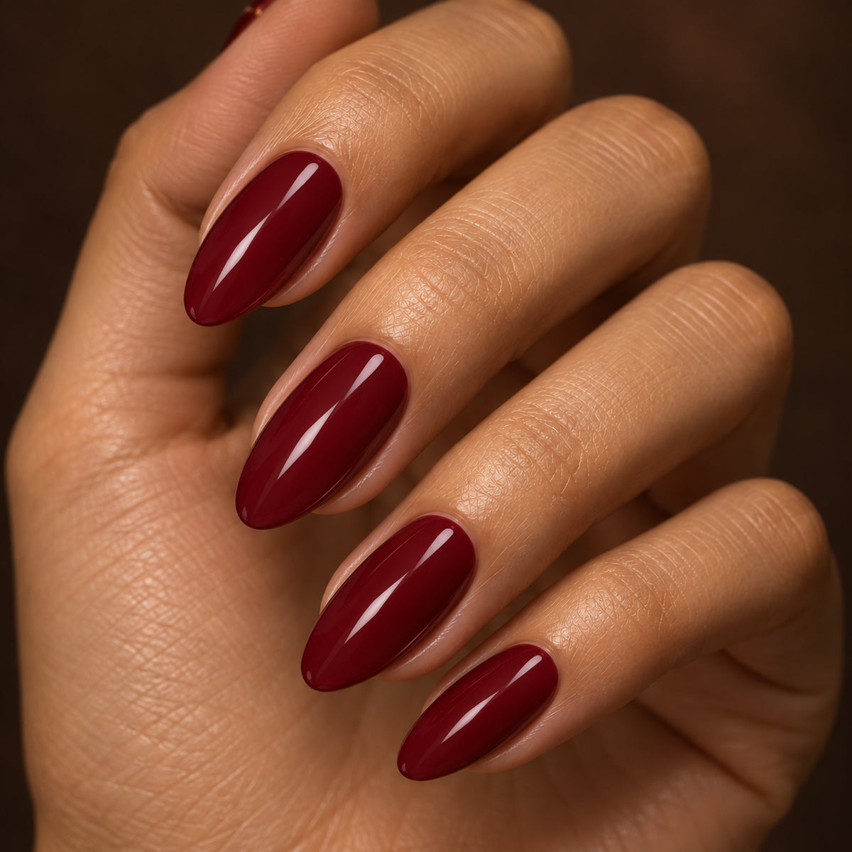Nagels van dichtbij — DIVA Gellak Lady Night 10 ml
