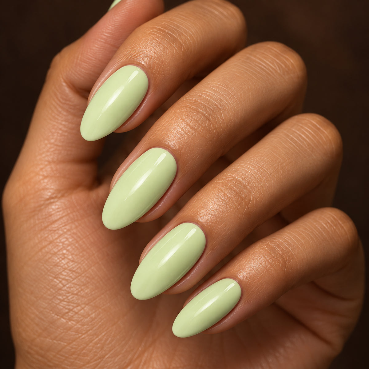 Nagels van dichtbij — DIVA Gellak Pistachio Puff 6 ml