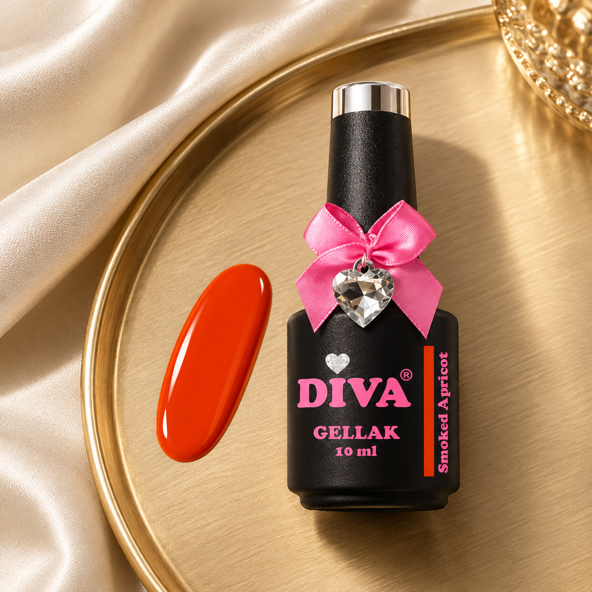 Gouden flatlay — DIVA Gellak Smoked Apricot 10 ml