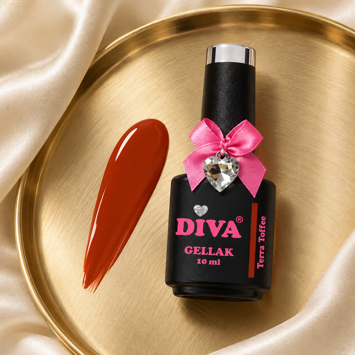 Gouden flatlay — DIVA Gellak Terra Toffee 10 ml