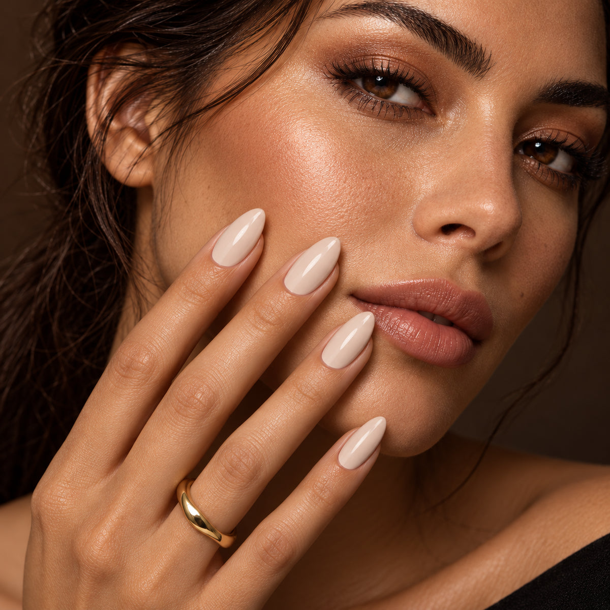 Nagels bij het gezicht — DIVA One Coat Gellak Cashmere Mist 6 ml