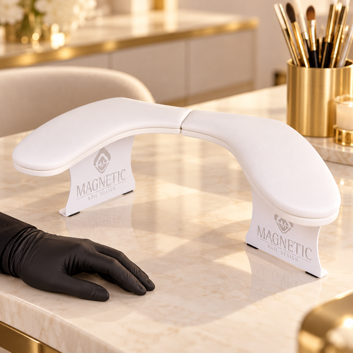 In de salon — Ergo Arm Rest White