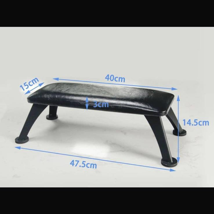 Zwart armbankje voor nageltafel, ergonomisch en comfortabel voor professionele nagelbehandelingen
