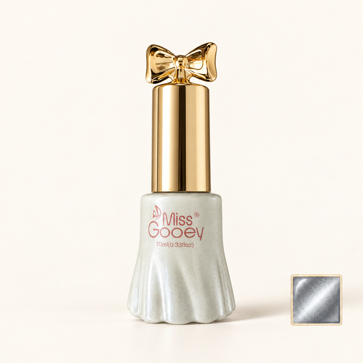 Productfoto met kleurstaaltje — Cat Eye White -Str 426