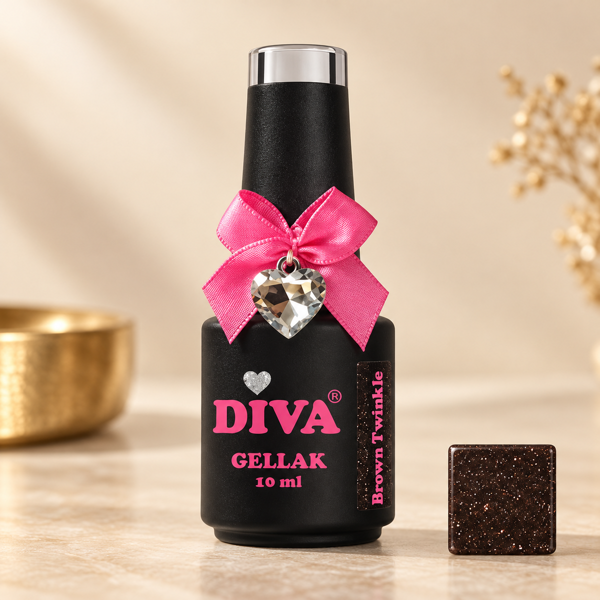 Productfoto met kleurstaal — DIVA Gellak Brown Twinkle 10 ml