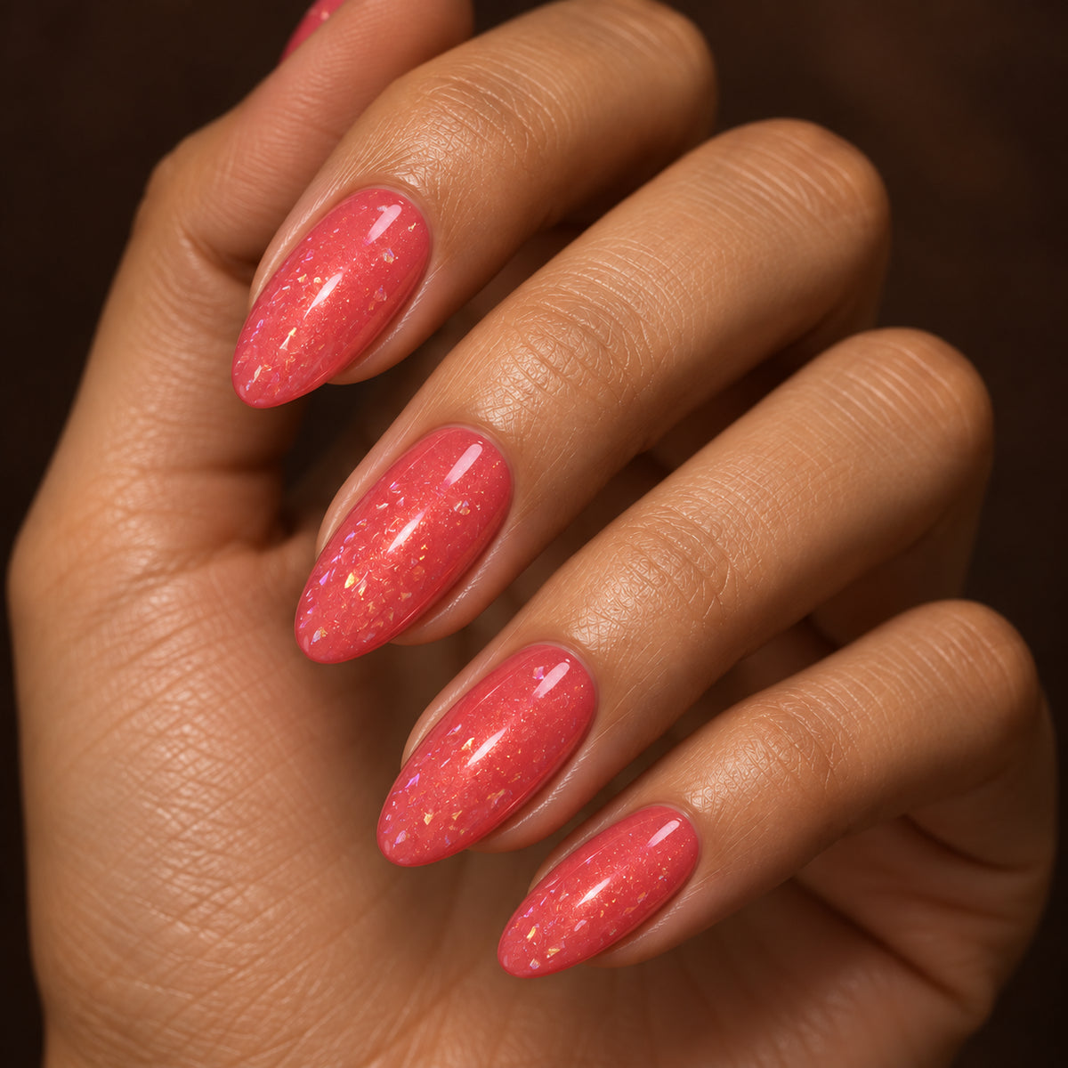 Nagels van dichtbij — DIVA Gellak Cherry Heat 10 ml