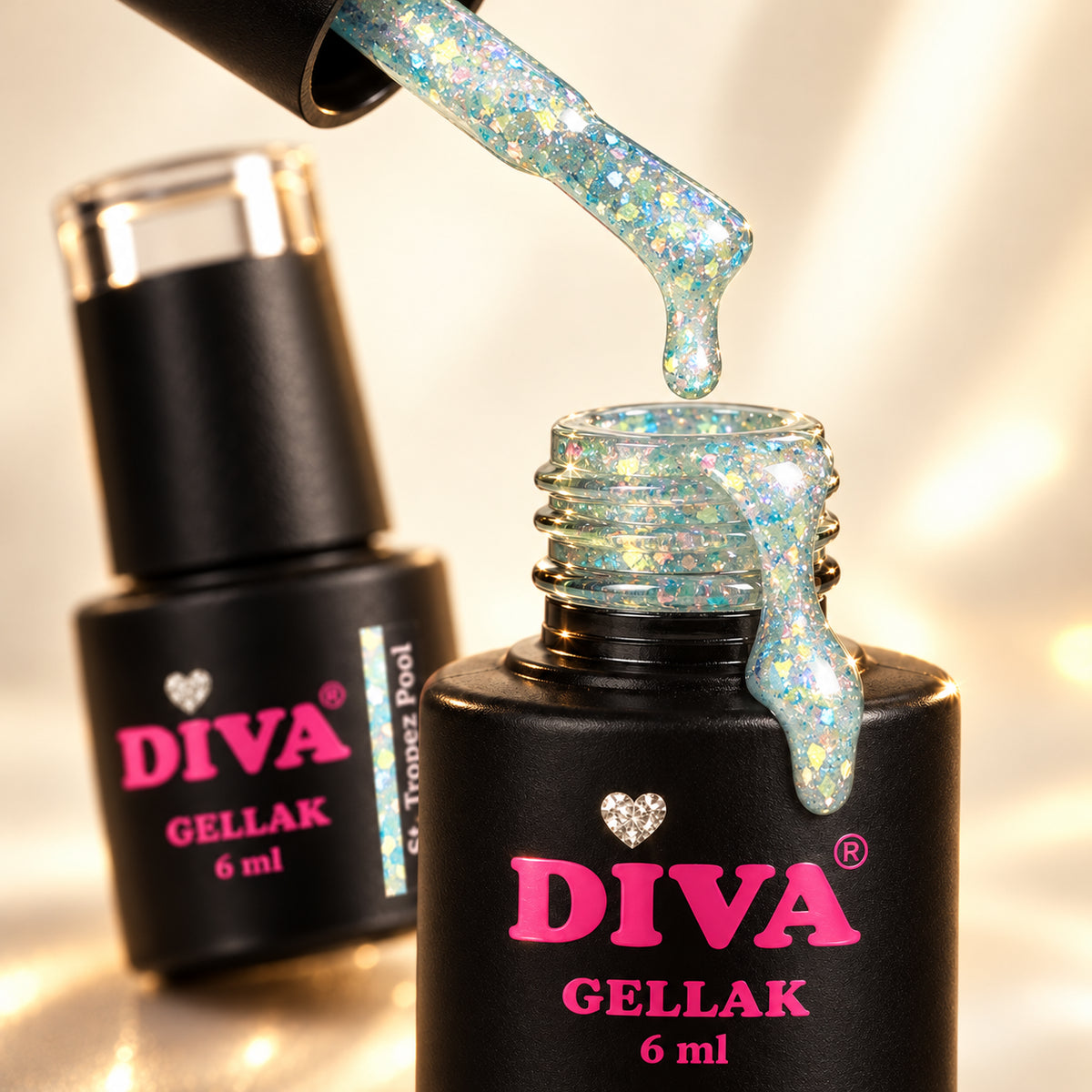 Druppel- en textuurdetail — DIVA Gellak St. Tropez Pool 6 ml