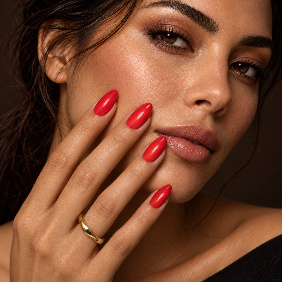 Nagels bij het gezicht — DIVA One Coat Gellak Cherry Pop Neon 6 ml