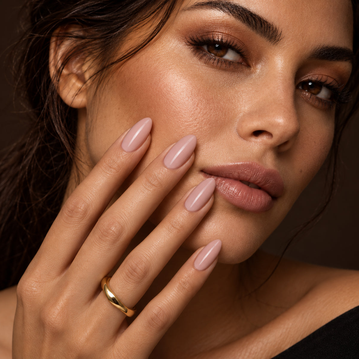 Nagels bij het gezicht — DIVA One Coat Gellak Mellow Rose 6 ml