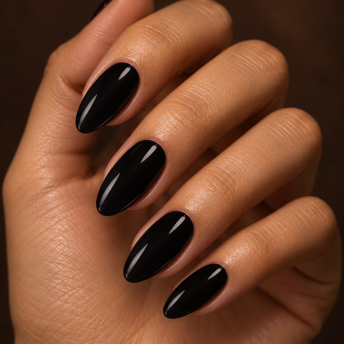 Nagels van dichtbij — GELPOLISH BLACKEST BLACK 15 ML