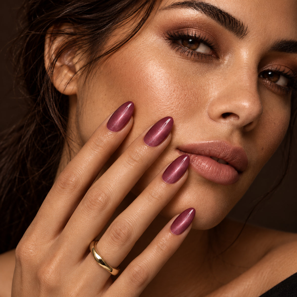 Nagels bij het gezicht — GP Cat Eye Glam 15 ml