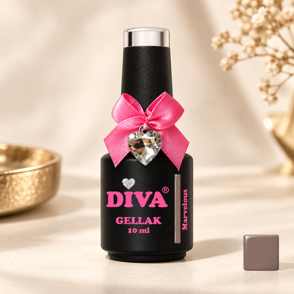Productfoto met kleurstaal — Marvelous  (The Unsaid Desire)